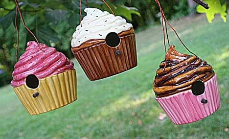 Ceramic Cupcake Birdhouse - Image 2