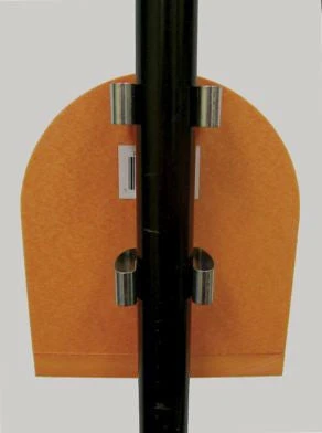Recycled Pole Mount Oriole Feeder With Roof - Image 2