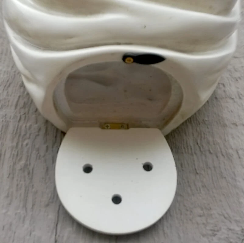 Angels Over Me Birdhouse - Image 3