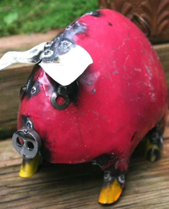 Large Pig Yard Art - Image 2