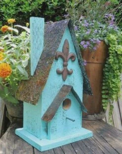 Barn Wood Birdhouse- Fleur-de-Lis